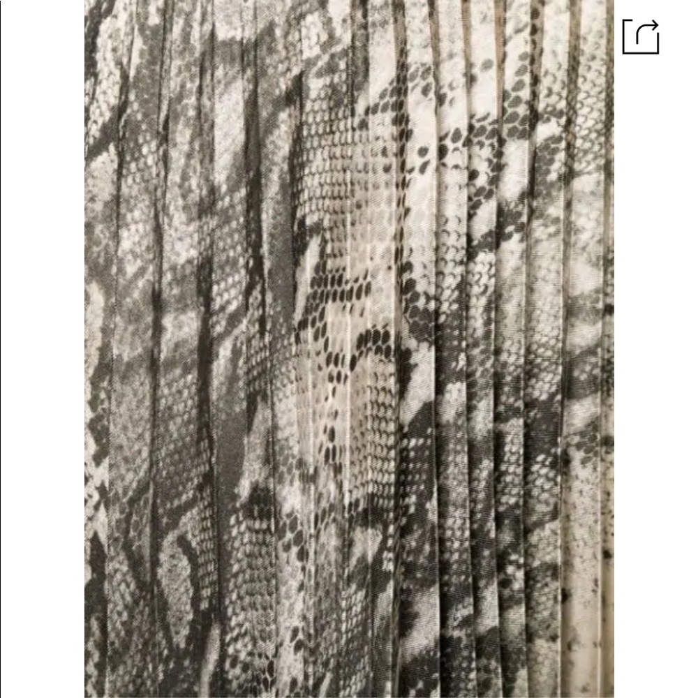 Wandering snakeskin midi skirt size 36 xxs - Picture 3 of 13
